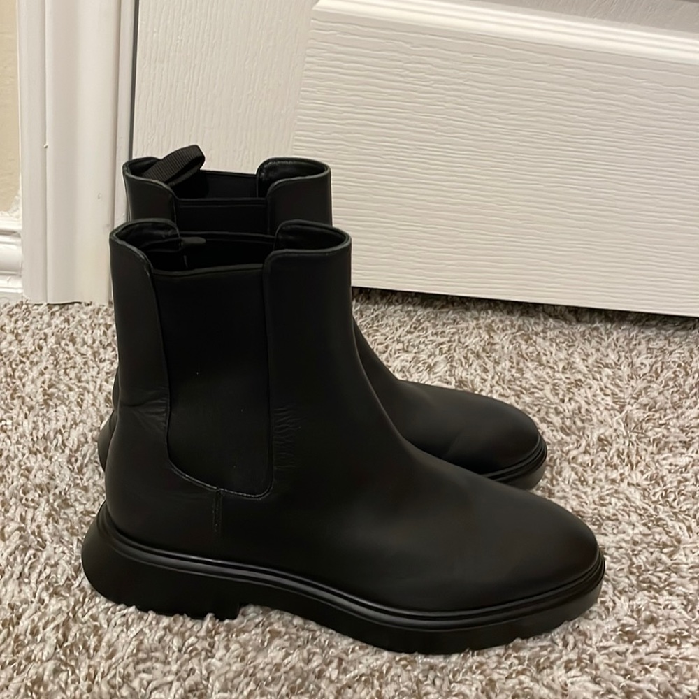 SW MCKENZEE CHELSEA BOOTIE